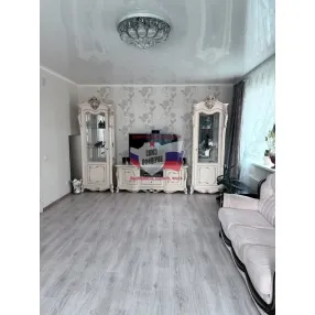 2 ком.кв. м-н Степной д.11