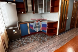 1 ком.м/м м-н Буденного 1б